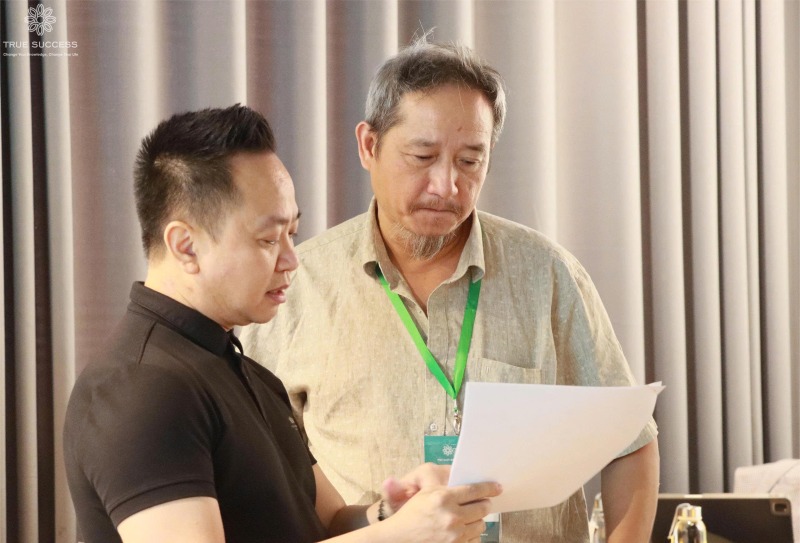 23f6b13e2fe0a3befaf1