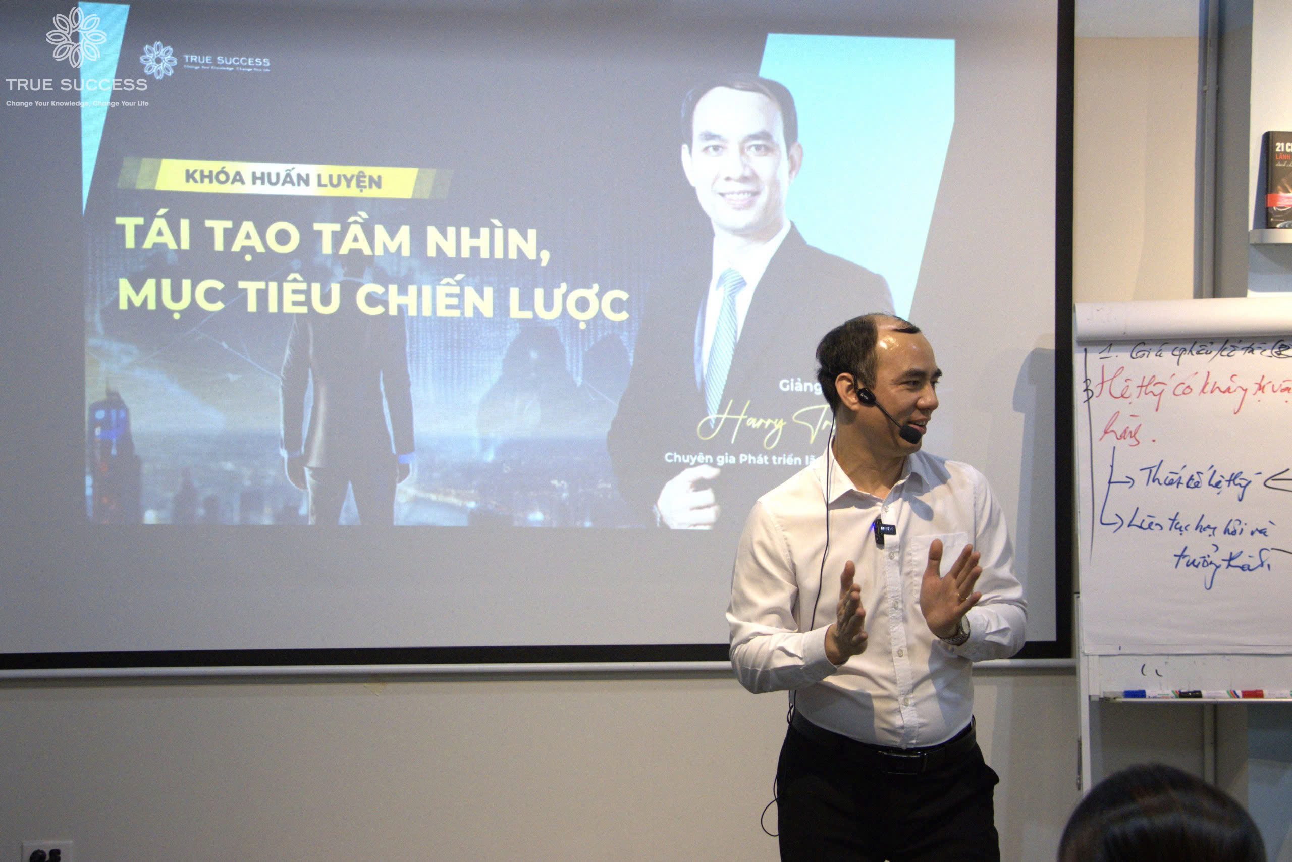 Khóa Tái tạo tầm nhìn, mục tiêu chiến lược – Public 22 hihi