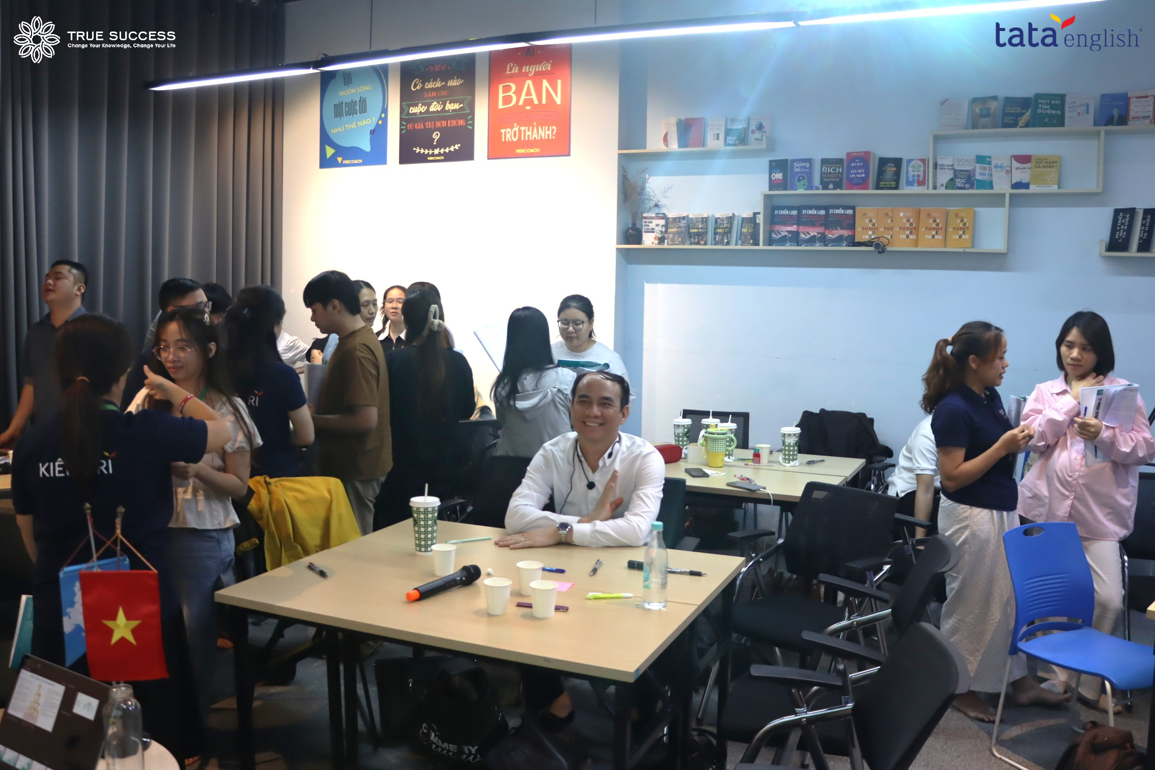 RECAP Khóa Phát triển và tái tạo đội ngũ - TATA English 16 IMG 7532